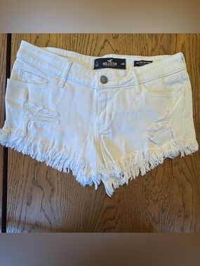 Hollister White Frayed Low-Rise Shorts- short short Size 1 W 25 vintage stretch